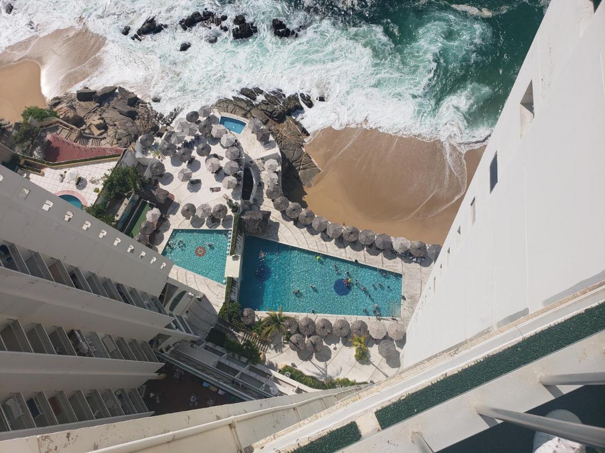 Hotel Torres Gemelas Vista Al Mar A Pie De Playa أكابولكو المظهر الخارجي الصورة