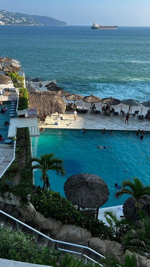 Hotel Torres Gemelas Vista Al Mar A Pie De Playa أكابولكو المظهر الخارجي الصورة