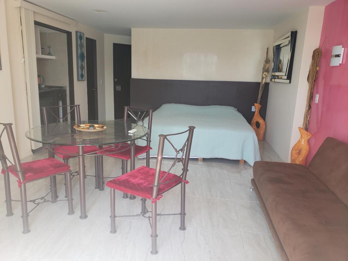 Hotel Torres Gemelas Vista Al Mar A Pie De Playa أكابولكو المظهر الخارجي الصورة